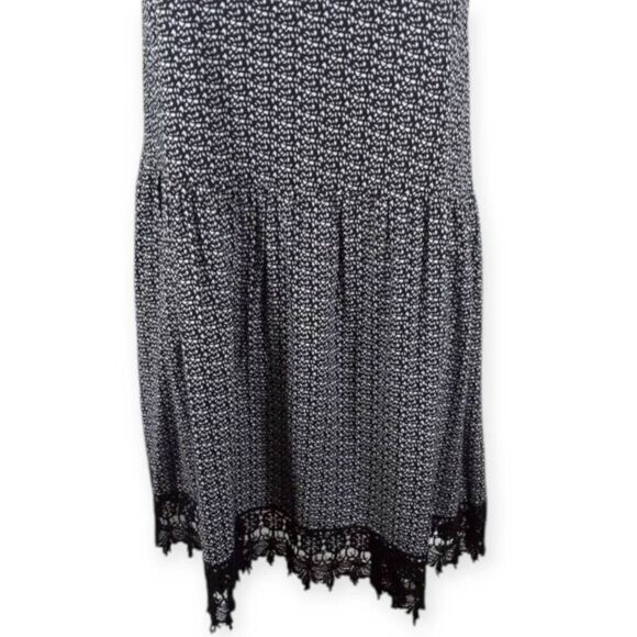 LOVE SADIE WHITE & BLACK TRAPEZE DRESS SZ.S EUC. - Picture 4 of 7